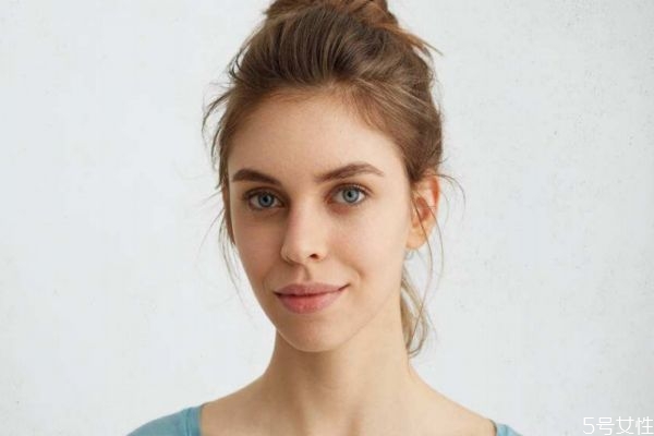 胖會(huì)引起脖子變粗嗎 造成脖子粗的原因有什么 胖會(huì)引起脖子變粗嗎 造成脖子粗的原因有什么