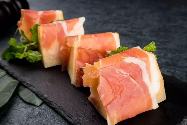 西班牙火腿好吃嗎 西班牙火腿是什么味道 西班牙火腿好吃嗎 西班牙火腿是什么味道