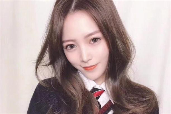 云朵燙是什么發(fā)型 云朵燙是一次性還是永久 云朵燙是什么發(fā)型 云朵燙是一次性還是永久