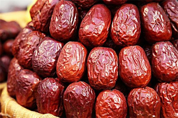 狗頭棗一級(jí)好還是二級(jí)好 狗頭棗怎么分辨好壞 狗頭棗一級(jí)好還是二級(jí)好 狗頭棗怎么分辨好壞