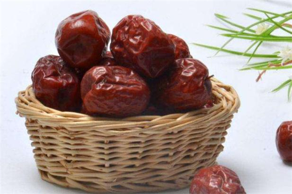 狗頭棗是什么樣的 狗頭棗一天能吃幾個(gè) 狗頭棗是什么樣的 狗頭棗一天能吃幾個(gè)