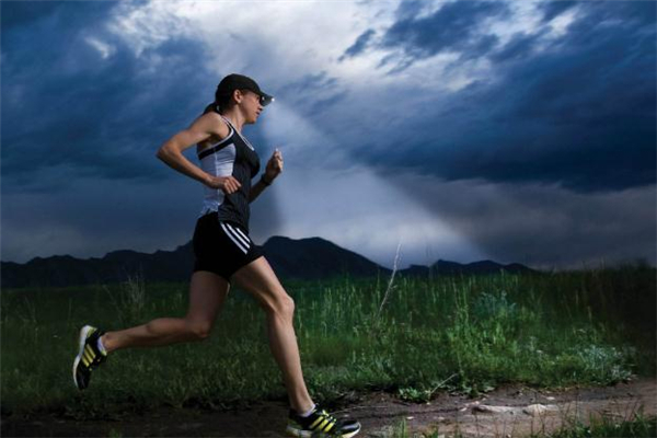 跑步不拉伸會怎么樣 跑步不拉伸小腿會變粗嗎 跑步不拉伸會怎么樣 跑步不拉伸小腿會變粗嗎