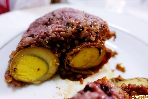 糍飯團是怎么做的呢 糍飯團的熱量有多少 糍飯團是怎么做的呢 糍飯團的熱量有多少