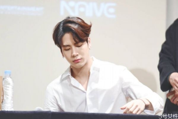 女孩買單是沒看上男生嗎 女生主動買單代表什么 女孩買單是沒看上男生嗎 女生主動買單代表什么