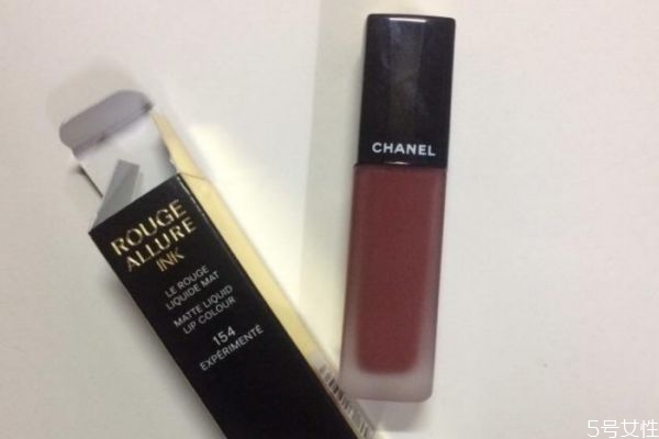 怎么辨別香奈兒154真假 香奈兒唇釉154真假辨別 怎么辨別香奈兒154真假 香奈兒唇釉154真假辨別