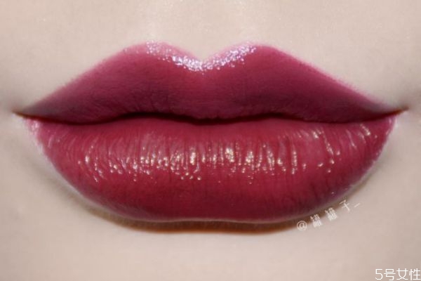 香奈兒唇釉牛血色是幾號 香奈兒的154號唇釉 香奈兒唇釉牛血色是幾號 香奈兒的154號唇釉