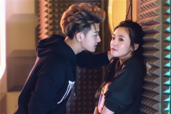 重新在一起就是重蹈覆轍嗎 和前任復(fù)合就是重蹈覆轍嗎 重新在一起就是重蹈覆轍嗎 和前任復(fù)合就是重蹈覆轍嗎