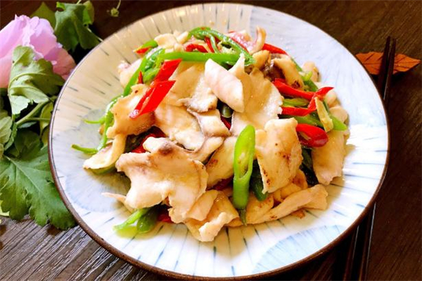 哺乳期可以吃黑魚嗎 坐月子可以吃黑魚嗎 哺乳期可以吃黑魚嗎 坐月子可以吃黑魚嗎