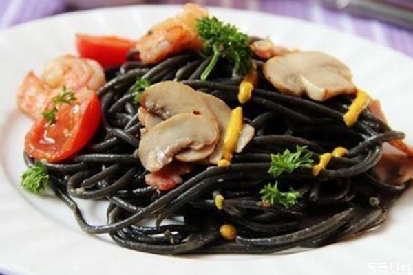 墨魚汁能吃嗎 墨魚汁有什么營養(yǎng)價值 墨魚汁能吃嗎 墨魚汁有什么營養(yǎng)價值