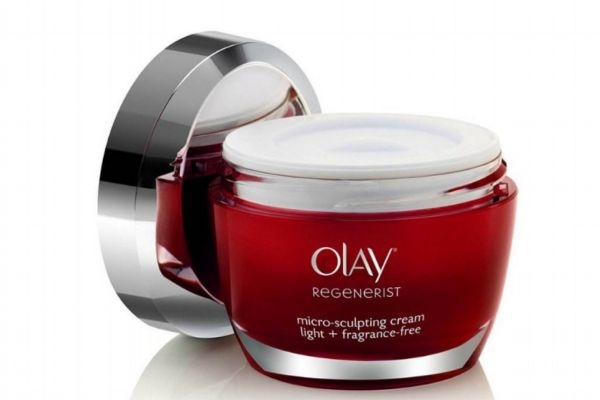 晚上擦面霜好嗎 晚上擦面霜會悶痘嗎 晚上擦面霜好嗎 晚上擦面霜會悶痘嗎