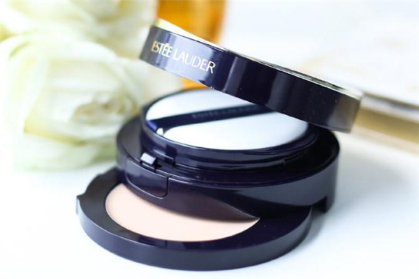 雅詩蘭黛沁水氣墊有替換裝嗎 沁水氣墊和tf氣墊哪個好用 雅詩蘭黛沁水氣墊有替換裝嗎 沁水氣墊和tf氣墊哪個好用