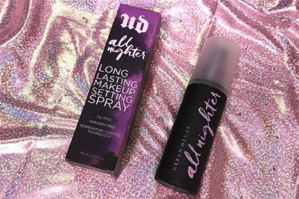 衰敗城市定妝噴霧能帶上飛機(jī)嗎 衰敗城市定妝噴霧有幾種 衰敗城市定妝噴霧能帶上飛機(jī)嗎 衰敗城市定妝噴霧有幾種