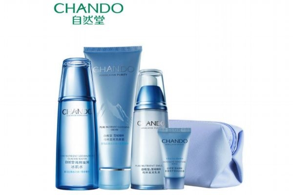 自然堂藍瓶和紫瓶的哪個好 自然堂紫瓶和藍瓶區(qū)別 自然堂藍瓶和紫瓶的哪個好 自然堂紫瓶和藍瓶區(qū)別