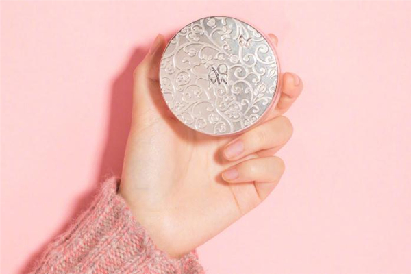 黛珂散粉真假鑒定 黛珂散粉怎么選色號 黛珂散粉真假鑒定 黛珂散粉怎么選色號