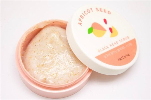 愛茉莉去黑頭磨砂膏怎么樣 愛茉莉去黑頭磨砂膏好用嗎 愛茉莉去黑頭磨砂膏怎么樣 愛茉莉去黑頭磨砂膏好用嗎