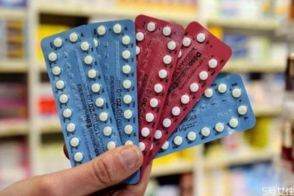 一個(gè)月能吃兩次緊急避孕藥嗎 吃避孕藥要注意什么