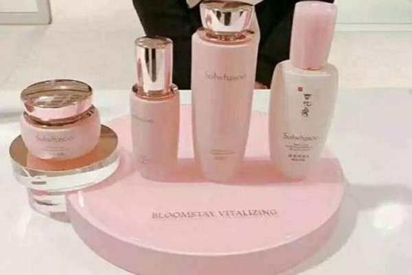 雪花秀梅花系列的功效 雪花秀梅花系列適合什么年齡 雪花秀梅花系列的功效 雪花秀梅花系列適合什么年齡