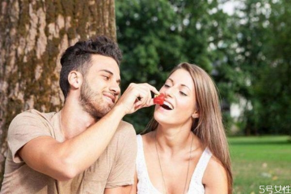 女朋友突然不理我了是什么原因 女朋友突然變得很冷淡 女朋友突然不理我了是什么原因 女朋友突然變得很冷淡