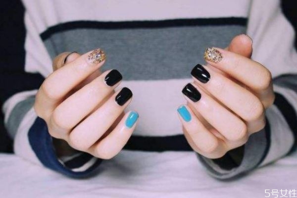 高飽和手繪美甲顏色有哪些 適合胖手的美甲 高飽和手繪美甲顏色有哪些 適合胖手的美甲
