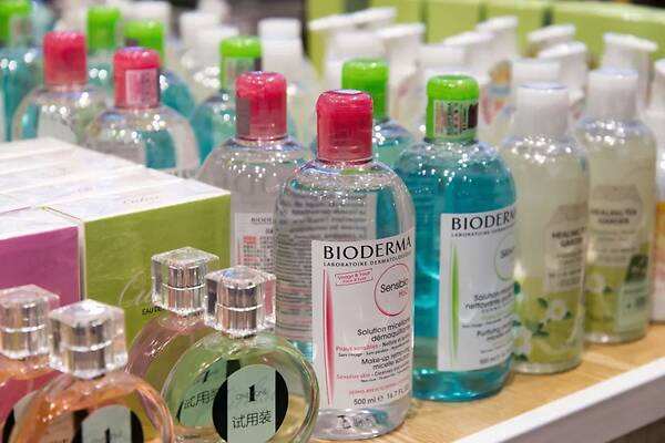 貝德瑪卸眼妝的方法 貝德瑪潔膚液和卸妝水效果一樣嗎 貝德瑪卸眼妝的方法 貝德瑪潔膚液和卸妝水效果一樣嗎