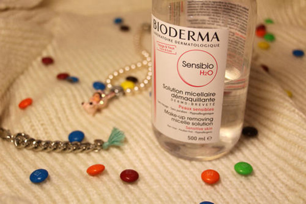 貝德瑪卸眼妝的方法 貝德瑪潔膚液和卸妝水效果一樣嗎 貝德瑪卸眼妝的方法 貝德瑪潔膚液和卸妝水效果一樣嗎