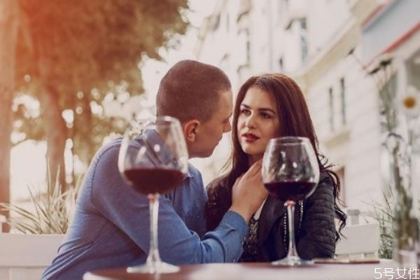 結(jié)婚后過(guò)的不開(kāi)心怎么辦 什么樣的婚姻該放手了 結(jié)婚后過(guò)的不開(kāi)心怎么辦 什么樣的婚姻該放手了