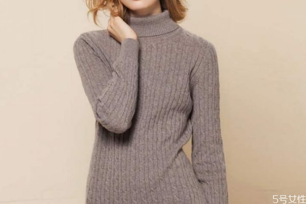 怎樣洗羊毛衫 洗滌羊毛衫的注意事項 怎樣洗羊毛衫 洗滌羊毛衫的注意事項