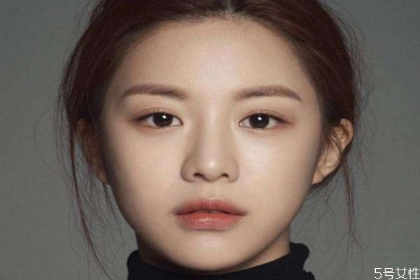 大臉如何變巴掌臉 快速瘦臉的方法 大臉如何變巴掌臉 快速瘦臉的方法