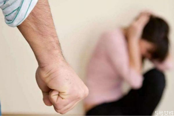 家暴能給第二次機會嗎 對付家暴男的狠招 家暴能給第二次機會嗎 對付家暴男的狠招