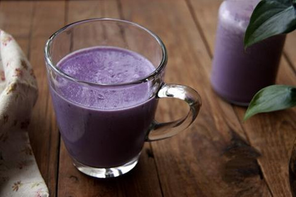 紫薯奶昔有什么營(yíng)養(yǎng)價(jià)值 吃紫薯奶昔要注意什么 紫薯奶昔有什么營(yíng)養(yǎng)價(jià)值 吃紫薯奶昔要注意什么