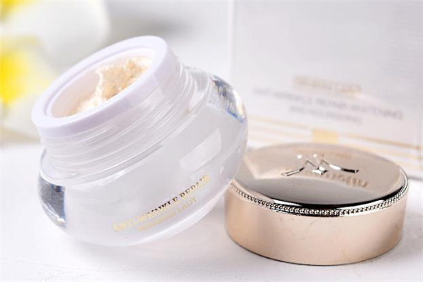 梵蜜琳貴婦膏真的好用嗎 梵蜜琳貴婦膏晚上用還是白天用 梵蜜琳貴婦膏真的好用嗎 梵蜜琳貴婦膏晚上用還是白天用