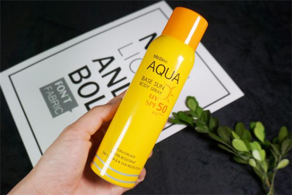 mistine防曬噴霧可以帶上飛機(jī)嗎 mistine防曬噴霧能托運(yùn)嗎 mistine防曬噴霧可以帶上飛機(jī)嗎 mistine防曬噴霧能托運(yùn)嗎