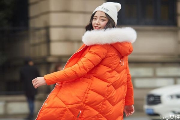 冬天怎么穿羽絨服顯瘦 羽絨服最好的搭配就是 冬天怎么穿羽絨服顯瘦 羽絨服最好的搭配就是