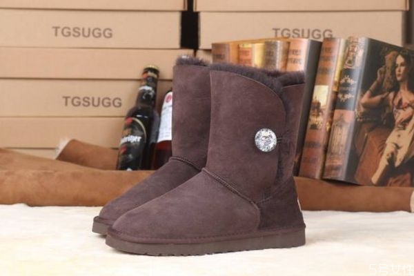 雪地靴里面怎么清洗 雪地靴怎么打理 雪地靴里面怎么清洗 雪地靴怎么打理