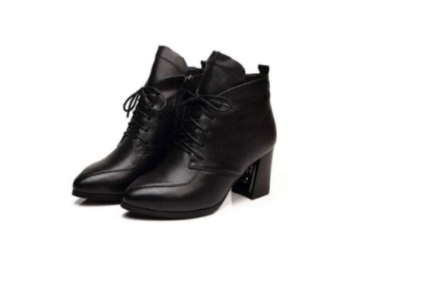 冬靴發(fā)霉了怎么辦 冬靴怎么清洗 冬靴發(fā)霉了怎么辦 冬靴怎么清洗