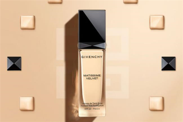 紀梵希絨霧啞光粉底液多少錢 紀梵希絨霧啞光粉底液怎么樣 紀梵希絨霧啞光粉底液多少錢 紀梵希絨霧啞光粉底液怎么樣