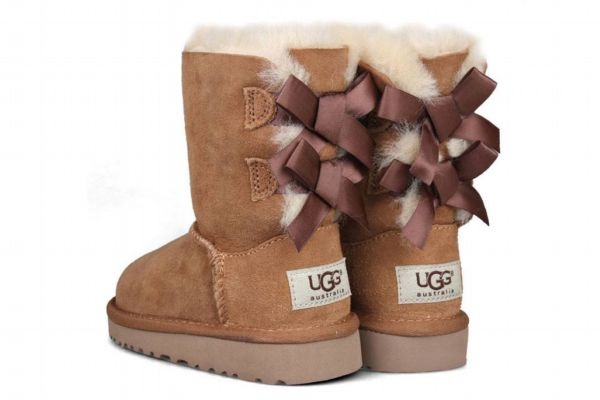 雪地靴發(fā)霉怎么清洗 雪地靴內毛毛發(fā)霉怎么清洗 雪地靴發(fā)霉怎么清洗 雪地靴內毛毛發(fā)霉怎么清洗