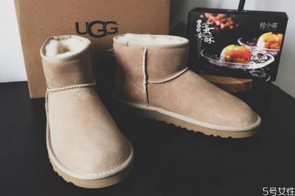 雪地靴可以干洗嗎 雪地靴的正確洗滌方法 雪地靴可以干洗嗎 雪地靴的正確洗滌方法