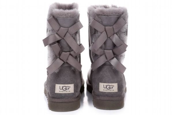 雪地靴怎么選尺碼 購買雪地靴的注意事項(xiàng) 雪地靴怎么選尺碼 購買雪地靴的注意事項(xiàng)