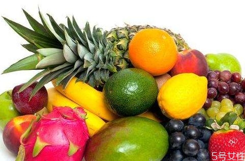 冬季吃水果有哪些好處 有什么水果適合冬季吃的 冬季吃水果有哪些好處 有什么水果適合冬季吃的