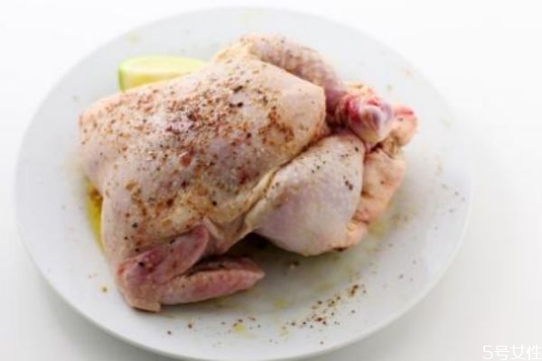 雞肉不能和什么一起吃 有什么關于雞肉的名菜嗎 雞肉不能和什么一起吃 有什么關于雞肉的名菜嗎