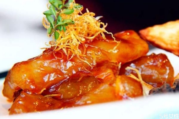 雞肉不能和什么一起吃 有什么關于雞肉的名菜嗎 雞肉不能和什么一起吃 有什么關于雞肉的名菜嗎