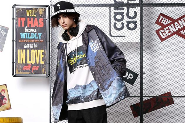 男生早春穿什么夾克好看 早春男生夾克搭配圖片 男生早春穿什么夾克好看 早春男生夾克搭配圖片