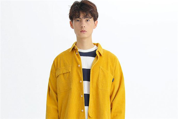 男生純色襯衫怎么搭配 男生純色襯衫搭配圖片 男生純色襯衫怎么搭配 男生純色襯衫搭配圖片