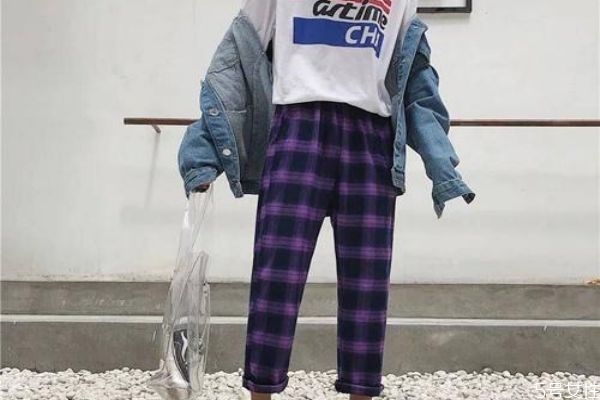 格紋褲子配什么鞋子 格紋褲單品推薦 格紋褲子配什么鞋子 格紋褲單品推薦