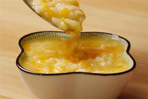 南瓜粥煮多久能熟 南瓜粥可以放冰糖嗎 南瓜粥煮多久能熟 南瓜粥可以放冰糖嗎