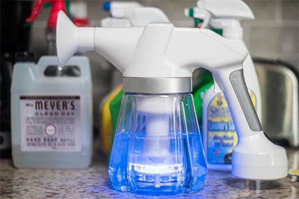 84消毒液拖地多久一次 木地板可以用84消毒液拖嗎 84消毒液拖地多久一次 木地板可以用84消毒液拖嗎