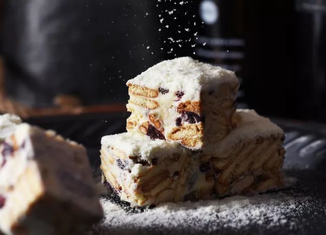 做的雪花酥為什么很軟 做雪花酥一定要用烤箱嗎 做的雪花酥為什么很軟 做雪花酥一定要用烤箱嗎