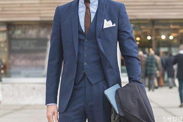 冬天怎么穿正裝 冬天正裝搭配