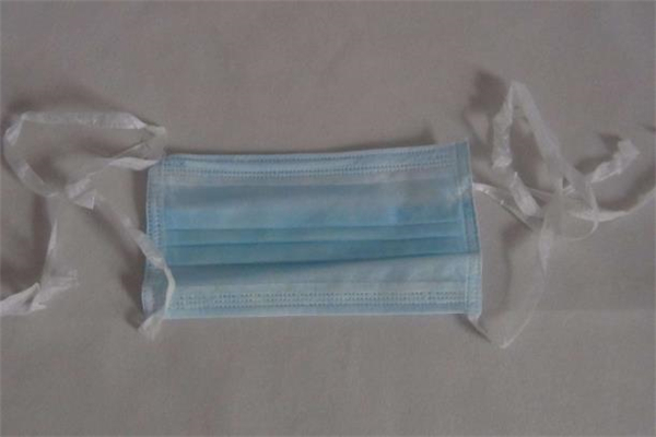 一次性口罩消毒后還能用嗎 一次性口罩可以用開(kāi)水煮嗎 一次性口罩消毒后還能用嗎 一次性口罩可以用開(kāi)水煮嗎